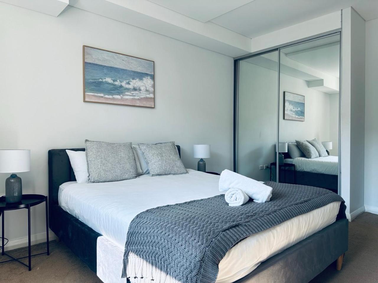 Jc In Mascot, Parking Available Apartment