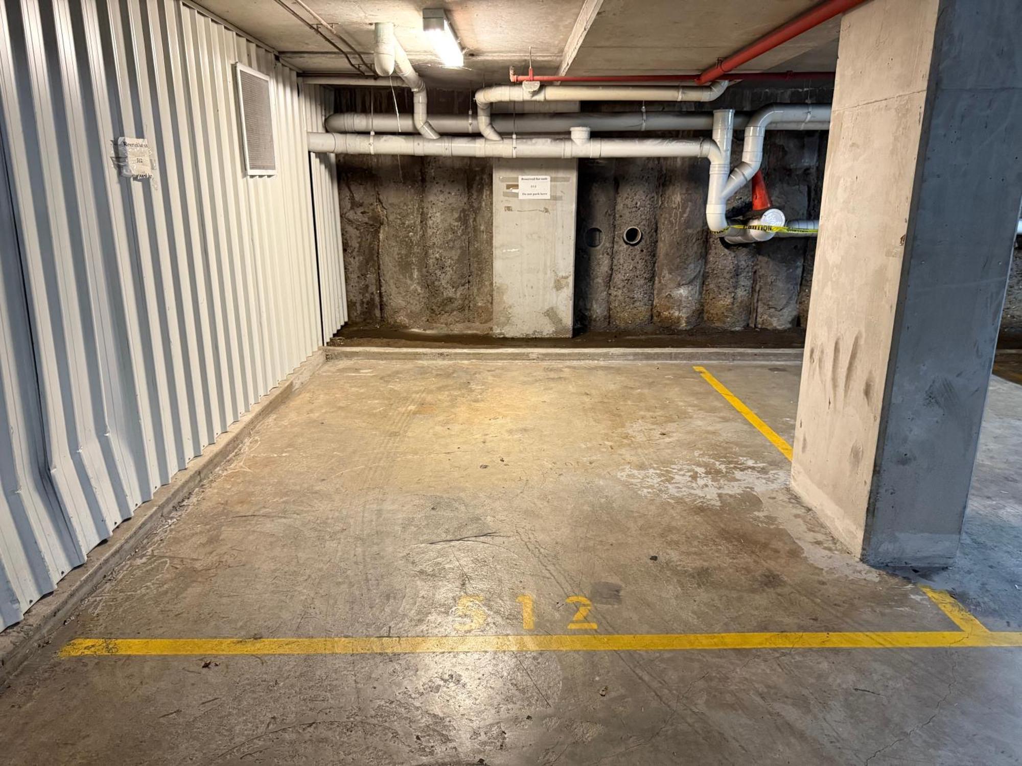 Jc In Mascot, Parking Available Apartment